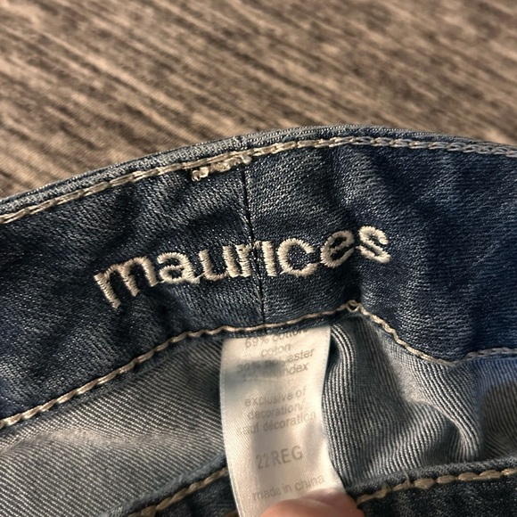 Maurice’s Jeans - Picture 2 of 4